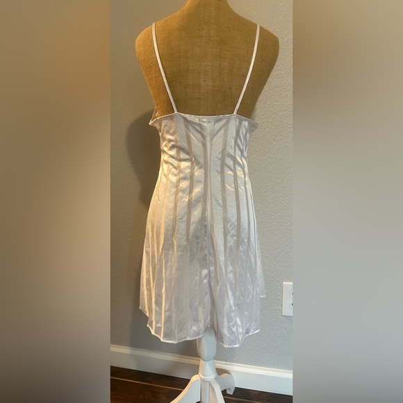 Tres Bleu Intimates white vintage floral striped slip dress nightgown medium - Picture 3 of 4